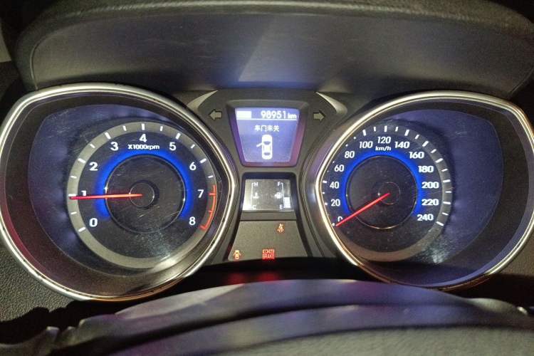 Used Hyundai Elantra (5th Generation / Langdong) 2012 1.6L Manual Leading Model Instrument Cluster