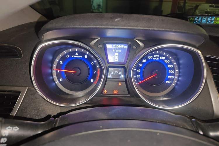 Used Hyundai Elantra (5th Generation / Langdong) 2012 1.6L Automatic Leading Model Instrument Cluster
