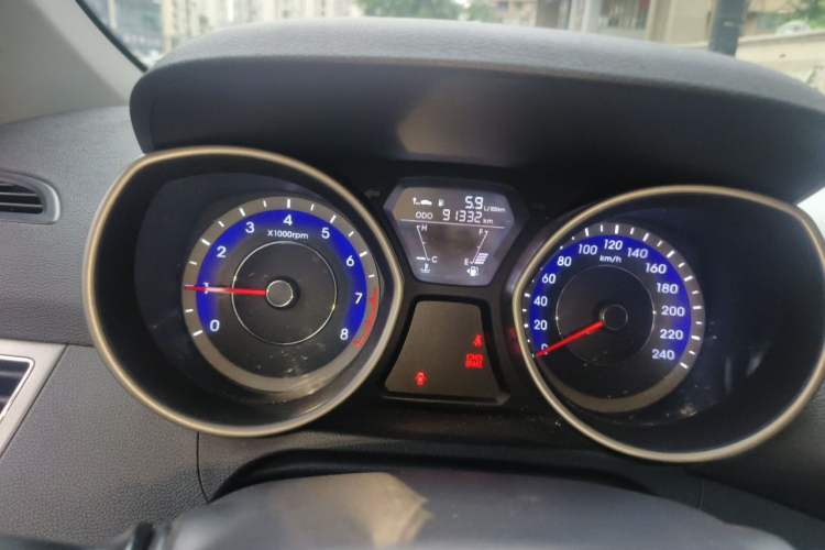 Used Hyundai Elantra (5th Generation / Langdong) 2012 1.6L Manual Fashion Edition Instrument Cluster