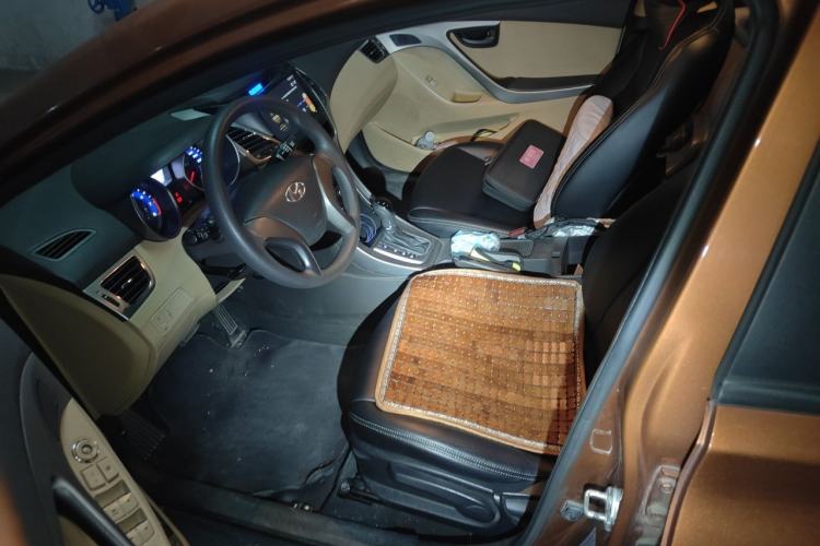 Used Hyundai Elantra (5th Generation / Langdong) 2012 1.6L Automatic Fashion Edition Left Front Seat