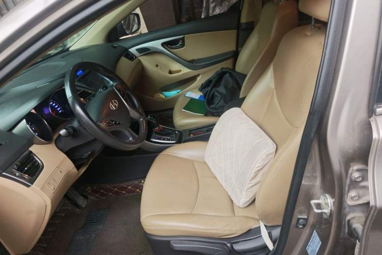 Used Hyundai Elantra (5th Generation / Langdong) 2012 1.6L Automatic Prestige Model Left Front Seat