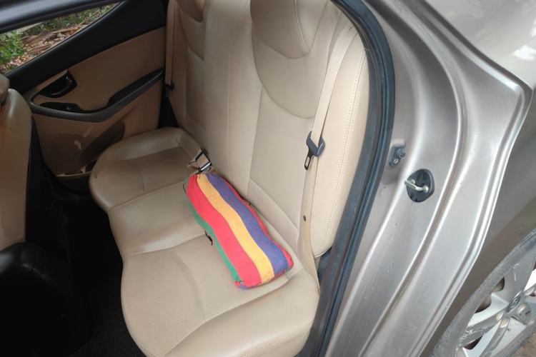 Used Hyundai Elantra (5th Generation / Langdong) 2012 1.6L Automatic Fashion Edition Left Rear Seat