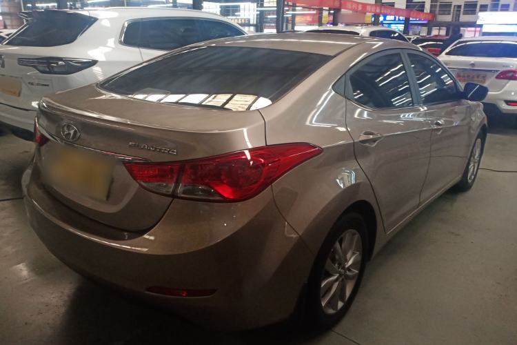 Used Hyundai Elantra (5th Generation / Langdong) 2012 1.6L Automatic Fashion Edition Rear Right 45 Deg