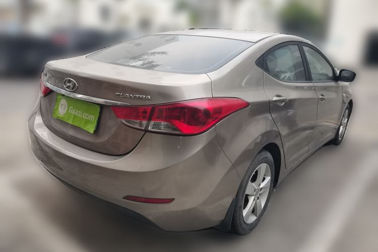 Used Hyundai Elantra (5th Generation / Langdong) 2012 1.6L Automatic Fashion Edition Rear Right 45 Deg