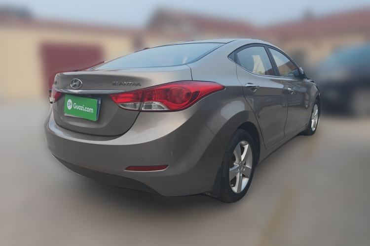 Used Hyundai Elantra (5th Generation / Langdong) 2012 1.6L Manual Leading Model Rear Right 45 Deg