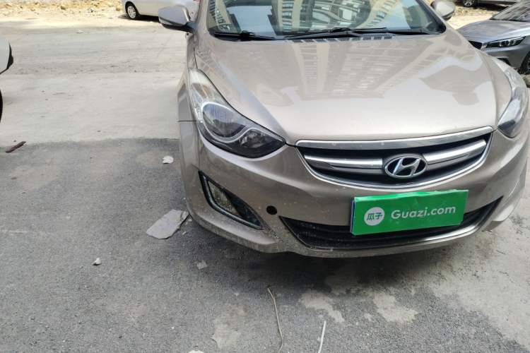 Used Hyundai Elantra (5th Generation / Langdong) 2012 1.6L Manual Leading Model Right Front Headlight