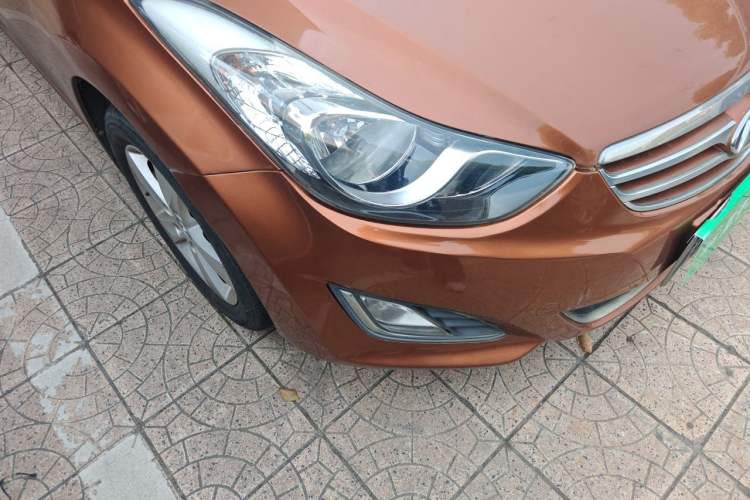 Used Hyundai Elantra (5th Generation / Langdong) 2012 1.6L Automatic Leading Model Right Front Headlight