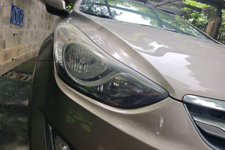 Used Hyundai Elantra (5th Generation / Langdong) 2012 1.6L Automatic Fashion Edition Right Front Headlight