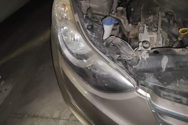 Used Hyundai Elantra (5th Generation / Langdong) 2012 1.6L Automatic Leading Model Right Front Headlight