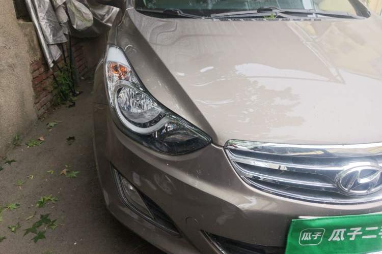 Used Hyundai Elantra (5th Generation / Langdong) 2012 1.6L Automatic Prestige Model Right Front Headlight
