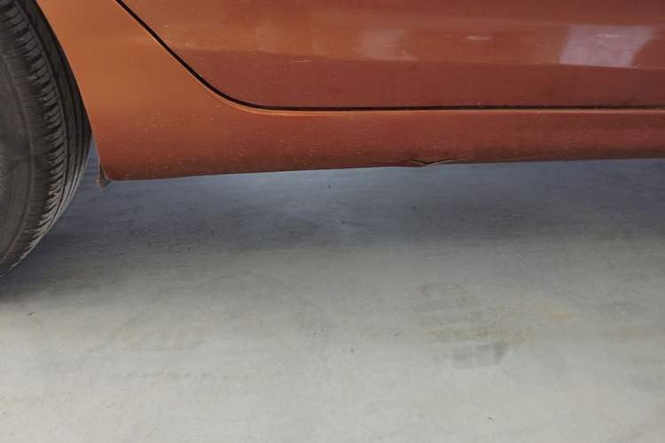 Used Hyundai Elantra (5th Generation / Langdong) 2012 1.6L Automatic Prestige Model Right Side Sill