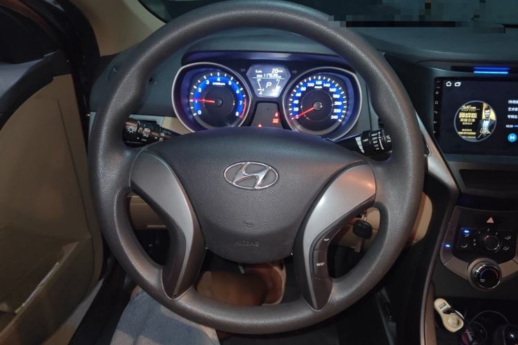 Used Hyundai Elantra (5th Generation / Langdong) 2012 1.6L Automatic Fashion Edition Steering Wheel
