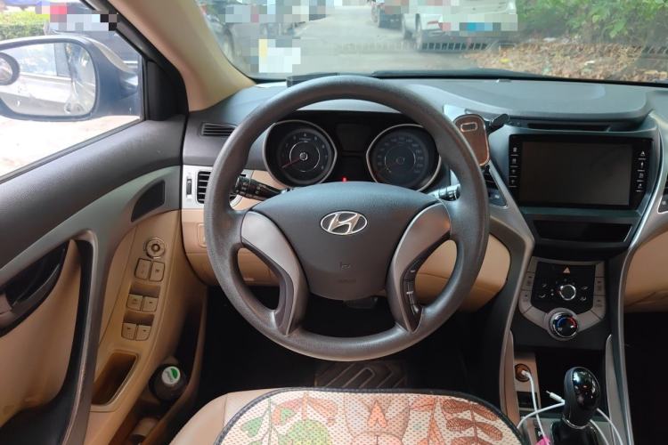Used Hyundai Elantra (5th Generation / Langdong) 2012 1.6L Automatic Fashion Edition Steering Wheel