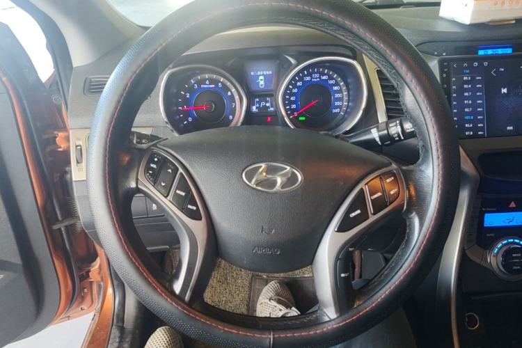 Used Hyundai Elantra (5th Generation / Langdong) 2012 1.6L Automatic Prestige Model Steering Wheel