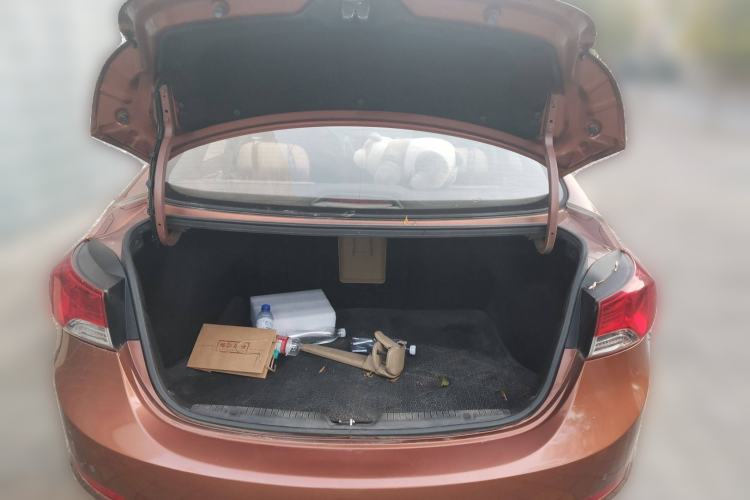 Used Hyundai Elantra (5th Generation / Langdong) 2012 1.6L Manual Leading Model Trunk