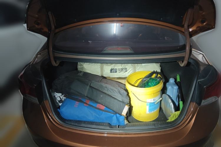 Used Hyundai Elantra (5th Generation / Langdong) 2012 1.6L Automatic Fashion Edition Trunk