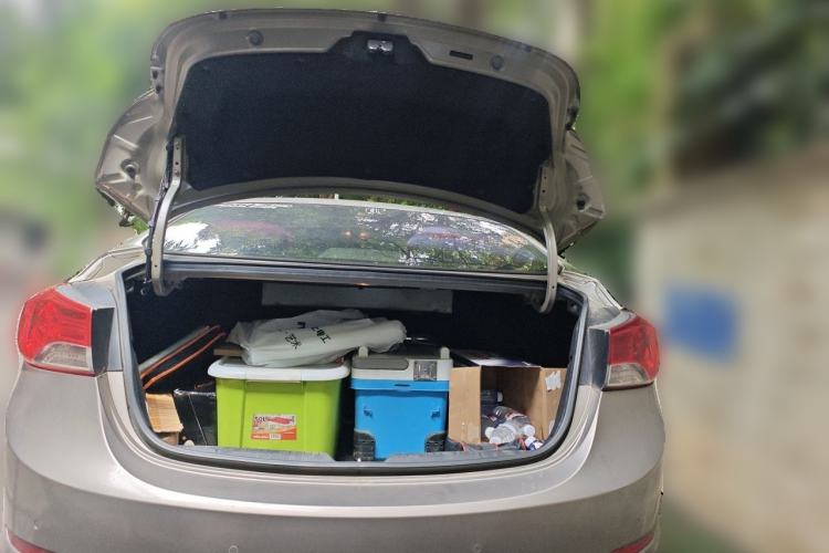 Used Hyundai Elantra (5th Generation / Langdong) 2012 1.6L Automatic Fashion Edition Trunk