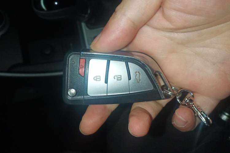 Used Hyundai Elantra (5th Generation / Langdong) 2012 1.6L Automatic Fashion Edition Vehicle Key