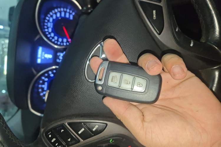 Used Hyundai Elantra (5th Generation / Langdong) 2012 1.8L Automatic Prestige Model Vehicle Key