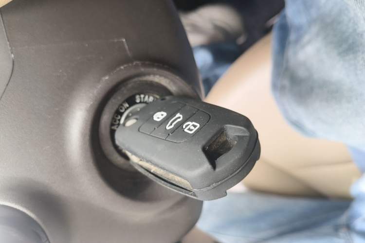 Used Hyundai Elantra (5th Generation / Langdong) 2012 1.6L Manual Fashion Edition Vehicle Key