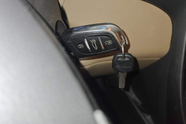 Used Hyundai Elantra (5th Generation / Langdong) 2012 1.6L Automatic Fashion Edition Vehicle Key