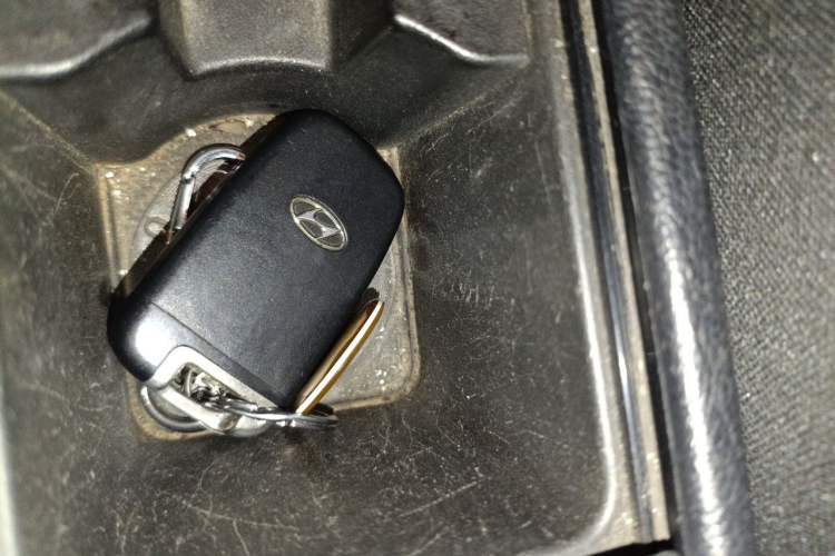 Used Hyundai Elantra (5th Generation / Langdong) 2012 1.6L Manual Leading Model Vehicle Key