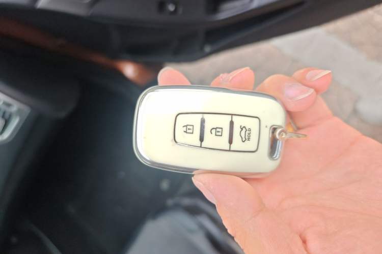 Used Hyundai Elantra (5th Generation / Langdong) 2012 1.6L Automatic Leading Model Vehicle Key