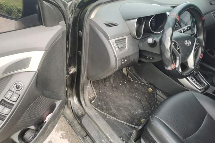 Used Hyundai Elantra (5th Generation / Langdong) 2013 1.6L Automatic Leading Model Driver Seat