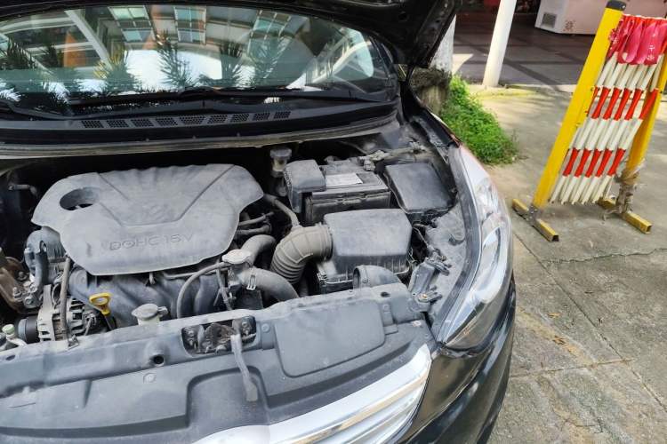 Used Hyundai Elantra (5th Generation / Langdong) 2013 1.6L Automatic Leading Model Engine Bay Left