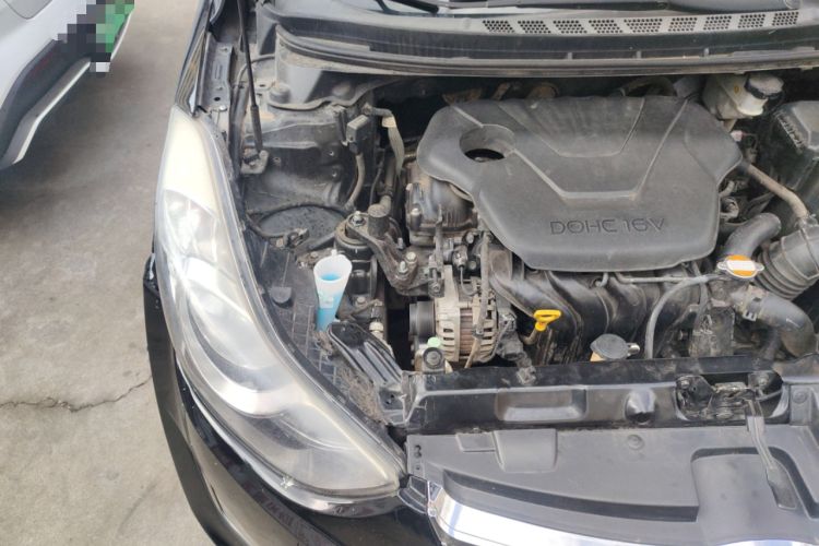 Used Hyundai Elantra (5th Generation / Langdong) 2013 1.6L Automatic Leading Model Engine Bay Right