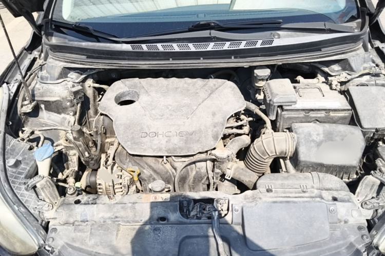 Used Hyundai Elantra (5th Generation / Langdong) 2013 1.6L Automatic Leading Model Engine Bay