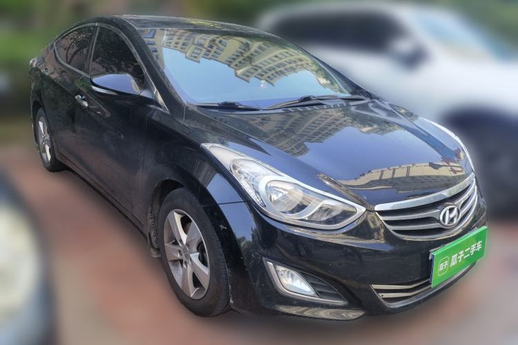Used Hyundai Elantra (5th Generation / Langdong) 2013 1.6L Automatic Leading Model Front Right 45 Deg