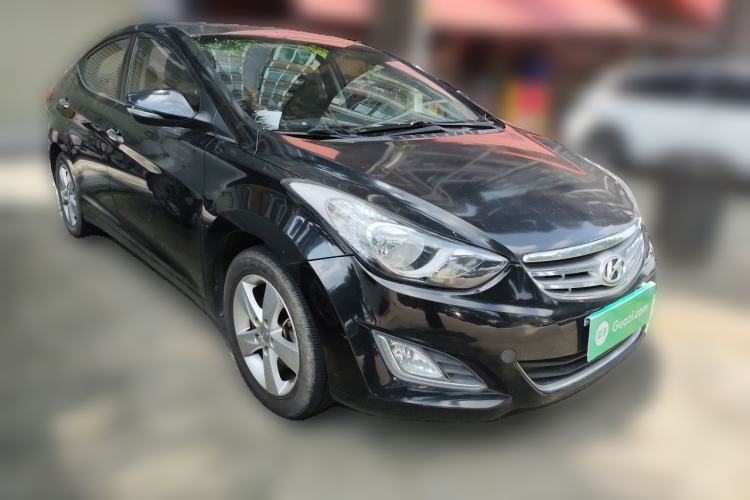 Used Hyundai Elantra (5th Generation / Langdong) 2013 1.6L Automatic Leading Model Front Right 45 Deg