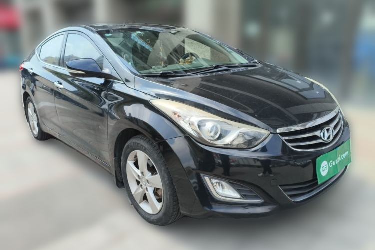 Used Hyundai Elantra (5th Generation / Langdong) 2013 1.6L Automatic Leading Model Front Right 45 Deg