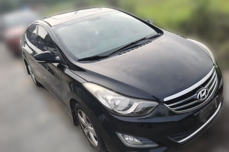 Used Hyundai Elantra (5th Generation / Langdong) 2013 1.6L Automatic Leading Model Front Right 45 Deg