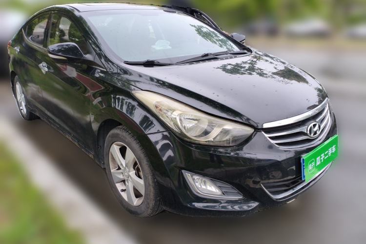 Used Hyundai Elantra (5th Generation / Langdong) 2013 1.6L Automatic Luxury Model Front Right 45 Deg