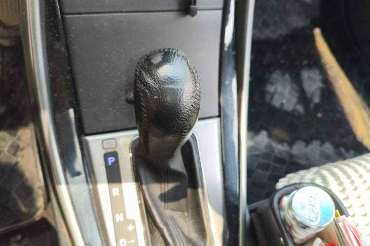 Used Hyundai Elantra (5th Generation / Langdong) 2013 1.6L Automatic Leading Model Gear Lever