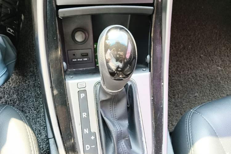 Used Hyundai Elantra (5th Generation / Langdong) 2013 1.6L Automatic Leading Model Gear Lever