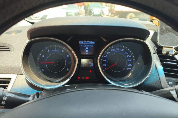 Used Hyundai Elantra (5th Generation / Langdong) 2013 1.6L Automatic Leading Model Instrument Cluster