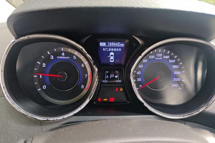 Used Hyundai Elantra (5th Generation / Langdong) 2013 1.6L Automatic Leading Model Instrument Cluster
