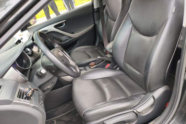 Used Hyundai Elantra (5th Generation / Langdong) 2013 1.6L Automatic Luxury Model Left Front Seat