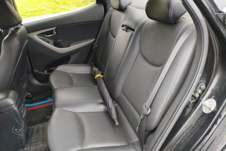 Used Hyundai Elantra (5th Generation / Langdong) 2013 1.6L Automatic Luxury Model Left Rear Seat
