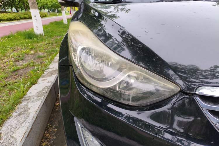 Used Hyundai Elantra (5th Generation / Langdong) 2013 1.6L Automatic Luxury Model Right Front Headlight
