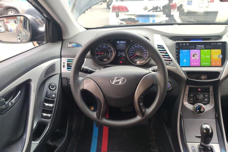 Used Hyundai Elantra (5th Generation / Langdong) 2013 1.6L Automatic Leading Model Steering Wheel