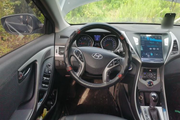 Used Hyundai Elantra (5th Generation / Langdong) 2013 1.6L Automatic Leading Model Steering Wheel