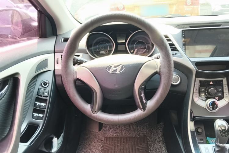 Used Hyundai Elantra (5th Generation / Langdong) 2013 1.6L Automatic Leading Model Steering Wheel