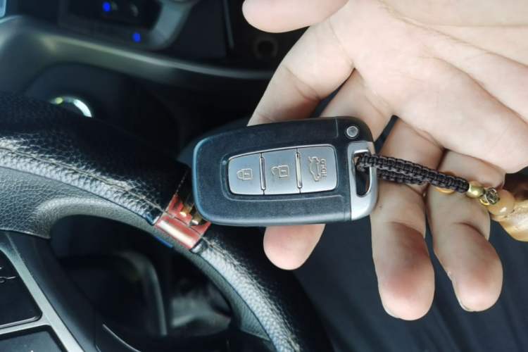 Used Hyundai Elantra (5th Generation / Langdong) 2013 1.6L Automatic Leading Model Vehicle Key