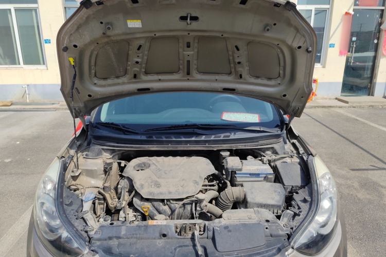 Used Hyundai Elantra (5th Generation / Langdong) 2013 1.6L Automatic Leading Model Engine Bay