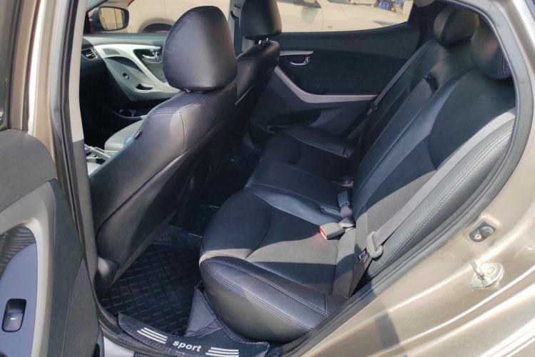 Used Hyundai Elantra (5th Generation / Langdong) 2013 1.6L Automatic Leading Model Left Rear Seat