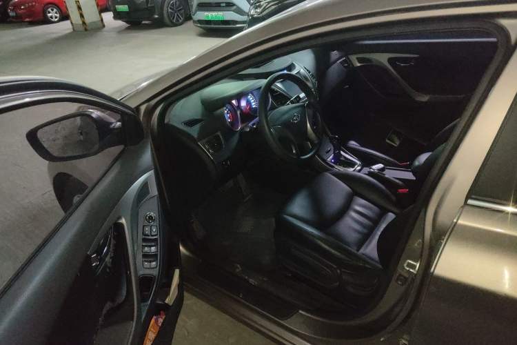 Used Hyundai Elantra (5th Generation / Langdong) 2013 1.6L Automatic Leading Model Driver Seat